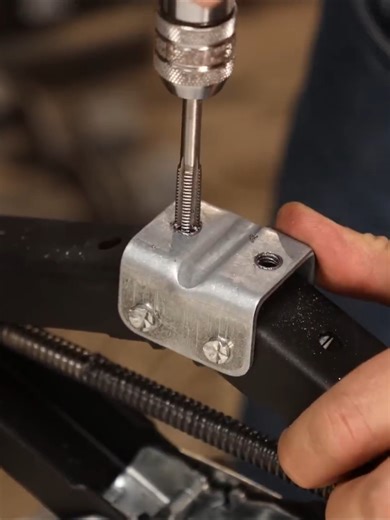 172K views · 644 reactions | Regular Car Jack Is No Longer Needed - Add 100% Of The Functionality !!! #fbreelsfypシ゚viralシ #reelsvideoシ #fbreelsfypシ゚ #fbreels #fb #shorts #short #fblifestyle #fbreelsfypシ゚viralfbreelsfypシ゚viral #shortreel | Wendy Hicks | Facebook