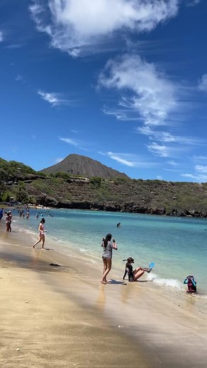 18K views · 1.7K reactions | Playing hooky today at Hanauma Bay. Aloha! #hawaii #oahupanoramas #lethawaiihappen #hawaii360 #hanaumabay | Hawaii Panoramas | Facebook