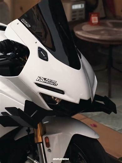 🔥 Meet the ZXMOTO ZX500RR — a superbike that turns heads everywhere! 🏍️🔥