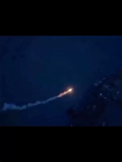 Art Daily Dose on Instagram: "In 2015, Chinese artist Cai Guo-Qiang finally realized Sky Ladder, a 1,650-foot ladder of fire lifted into the sky by a helium balloon. The idea had lived with him since childhood, but for more than two decades it remained unrealized, repeatedly halted by weather, technical challenges, and security restrictions. When the work was finally launched at dawn in Cai’s hometown of Quanzhou, it was done quietly and in secrecy. The glowing ladder rose for just over two minu