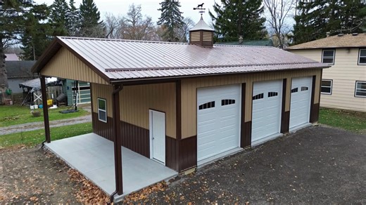 This 24’x40’x12’ pole barn garage in the Village of Alden NY has...