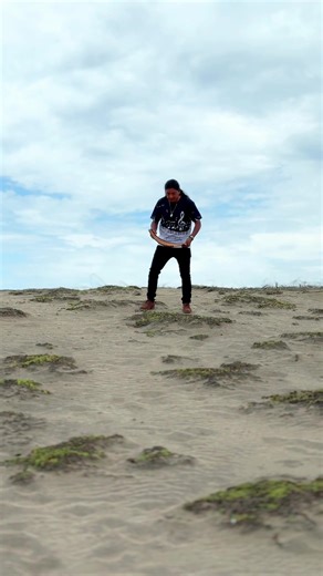 El Cóndor Pasa: Musical Journey with Panflute