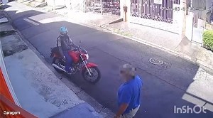 17K views · 195 reactions | Assaltante de alianças atuando nos bairros JD São Jorge e Jd Arpoador. Hoje pela manhã esse ladrãozinho roubou diversos trabalhadores e moradores dos bairros da região. | Jornal News Butantã | Facebook