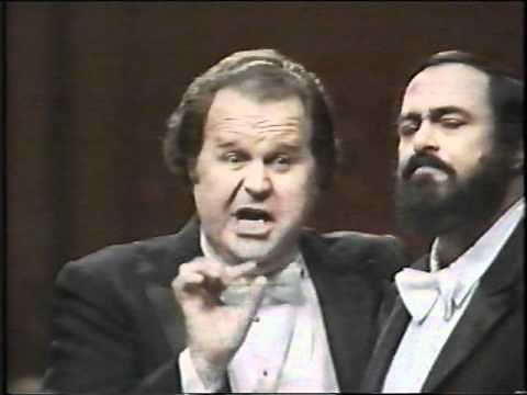 Luciano Pavarotti/Paul Plishka Duet Elixir of Love-Gaetano Donizetti