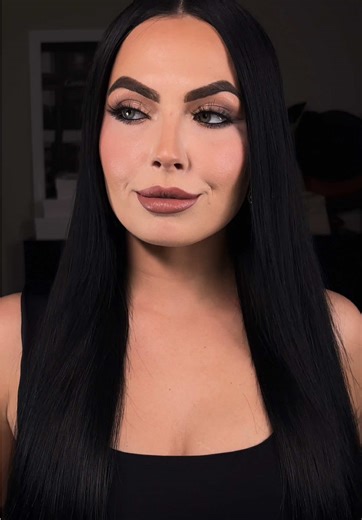 we LOVE a good transition over here 🤌🏼💋 #fyp #transition #makeuptransition