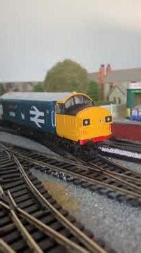 British Rail class 37 model train with sound #bachmann #modelrailway #modeltrain #modelrailroad
