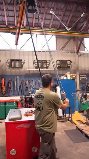 564 reactions · 6 comments | Dernière grosse étape sur notre restauration du Dodge WC 52, la pose du capot et des ailes sur la partie moteur 瞧⛓️ | Jeepest MVS | Facebook