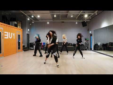 EVERGLOW (에베글로우) "FIRST" Dance Mirror