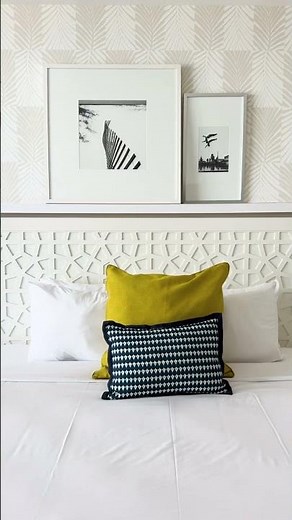 Soak up sunshine & views with a stay at the stunning Wyndham Grand Clearwater Beach!☀️🏝️