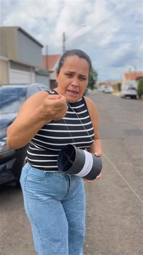 WHO'S EATING MY LINE! 🤣