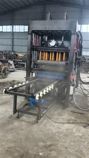 QT4-18 fully automatic hydraulic concrete block making machine #blockmachine #brickmachine