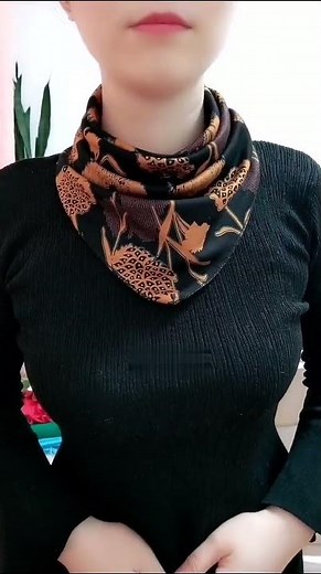 Easy Scarf Tying Hack How to Wear a Small Neck Scarf #fashion #stylemistakes #scarf