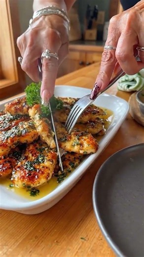 The Ultimate Garlic Butter Chicken Tenders! 🍗🔥 #shorts #cooking