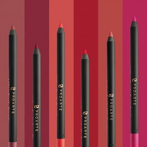 Ace your lips every time with Proarte’s range of lip pencils that has an ultra-soft texture that give your lips an intense matte finish. #Proarte #MakeupTools #MakeupAccessories #MakeupBrushes #Makeup#MakeupLovers #MakeupAddict #Brushes #LipPencils Shop Now: https://bit.ly/2yDIZDE | Proarte