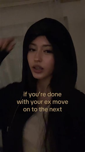 𒉭 (@mewwrrr)’s videos with original sound - BackBench Animations