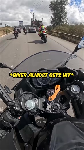 Biker honks horn #biker | The Biker