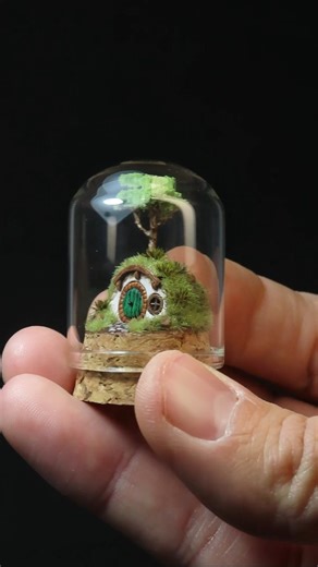 Odd Little Workshop on Instagram: "Tiny Hobbit Hole 🏠 . . . #tinythings #minithings #miniature #minimaker #polymerclay #diorama #polymerclayart #mini #miniatures #hobbit #fantasyart #fantasyminiatures"