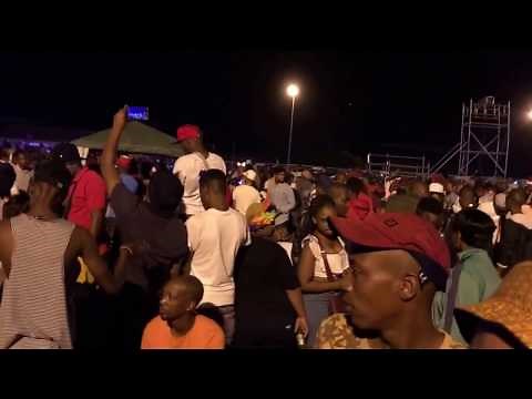 Tuks Senganga Live - Bona Fela & 525 600 minutes