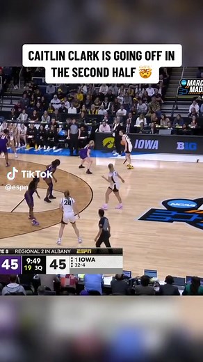 Caitlin Clark Basketball Highlights: Unreal Moments