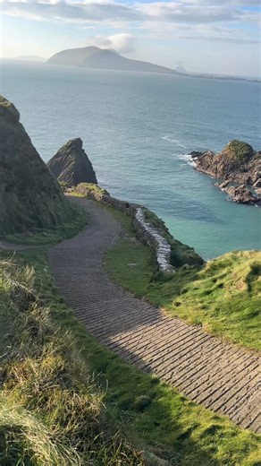 What a Beautiful Day on Dingle Peninsula Dunquin Pier is Stunning #travel #dingle #fyp #beautifuldestinations #instamood | Dingle Taxi and Tour Service