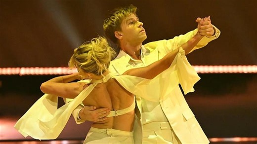 Robert Irwin’s perfect score for breathtaking Steve tribute