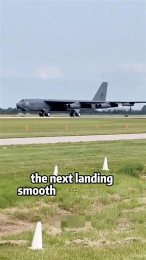 Why does the B-52 have wheels under its wings. #B52 #military #Bombers #plane #bombernation | PanooX