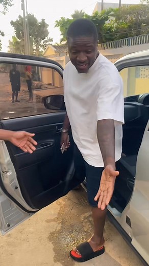 94 reactions | Nas ruelas sobre show com os líderes dos guiões dás Actividades de Luanda Miro e Augusto #EstadoProduções✌ | Albino Dos Santos | Facebook