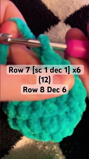 How to crochet a stress ball