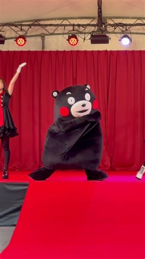 キレッキレのダンスのくまモンさん