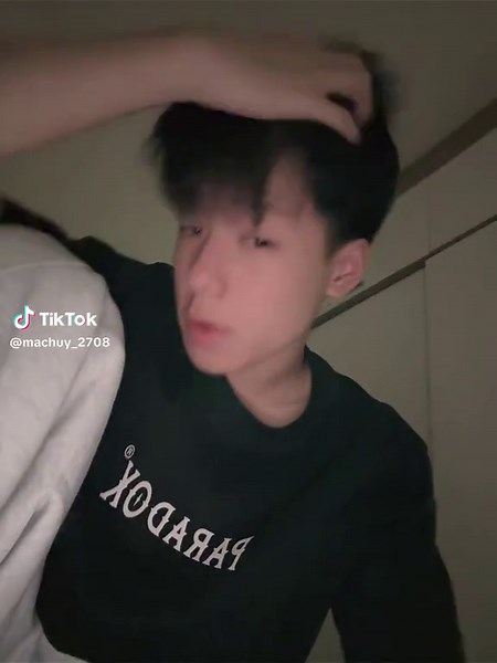 Ng Yêu Đầu Oiii: Cùng Khám Phá Cuộc Sống