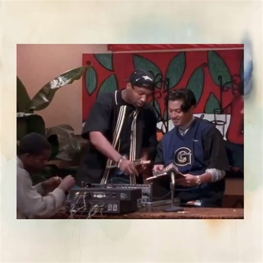 Finding Theo Podcast on Instagram: "LADIES AND GENTLEMEN OUR ROYAL EMPIRE: THEO MIZUHARA’S FULL APPEARANCE ON MOESHA (1997) ⁣ ⁣ THEO MIZUHARA (AS HIMSELF)⁣ WRITER: @sarafinneyjohnson DIRECTOR:⁣ Terri McCoy CASTING DIRECTOR:⁣ @castingwithkim COSTUME: ⁣Nanrose Buchem HAIR: ⁣@louisaanthony MAKEUP: ⁣Carol Brown ⁣ #theomizuhara #moesha #brandy #90s #nocolorlines #thebeat #90smen #106kmel #la #laradio #thebay"