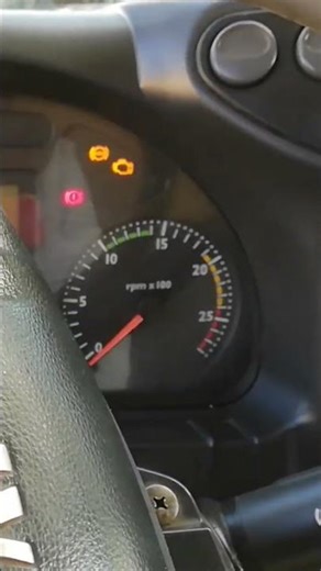 Scary Engine Noise on Cold Start 😬 #problemfix #mechanic #car #truck #tools