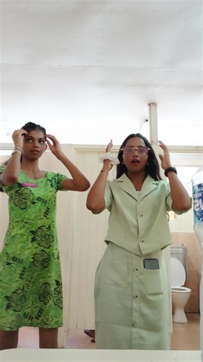 the duo meet up 🙈🙈🙈🙈