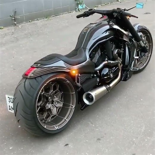 Harley-Davidson Breakout 2022 with 131’ @box39co
