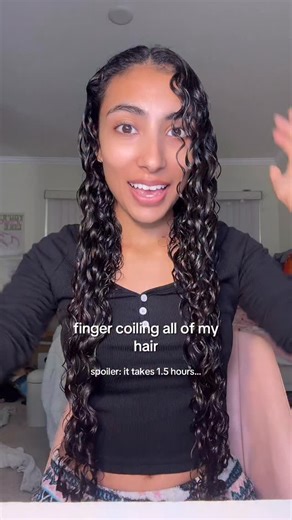 Yazz 🤍 | should i do it with no middle part? #grwm #girls #females #curls #curlyhair #longhair #curlyhairroutine | Instagram