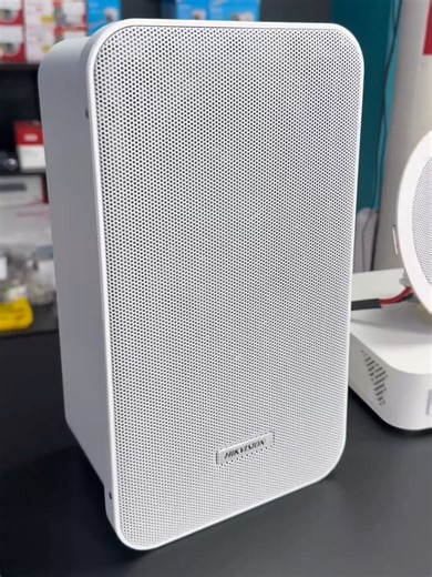 🎵 Sistema de audio Hikvision ✅ Sonido claro ✅ Ideal para tiendas, oficinas y negocios ✅ Fácil instalación ✅ Tecnología confiable 🎹 1 Entrada para Microfono 🎹 1 Entrada para RCA 🎹 1 Entrada para USB 🎹 Bluethoot 🎤 Perfecto para música ambiental, anuncios y avisos importantes Dale a tu espacio un ambiente más profesional 🎶✨ #sistemadeaudio #tienda