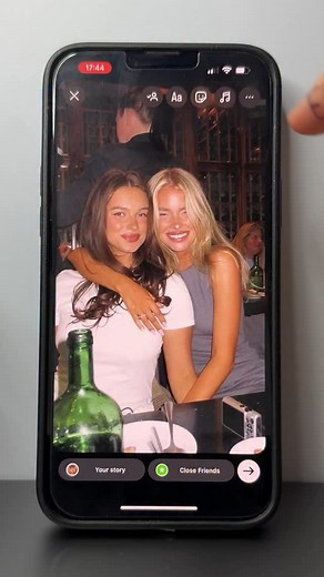 Here is how to create this next level Instagram story edit!✨🙏🏽all you need is your love, phone 📱, and instagram. Enjoy creating!! 🚀 Do you wanna get more inspo? Follow for more! #creative #edit #ideas #tutorial #design #instagramstory | Enriquestory