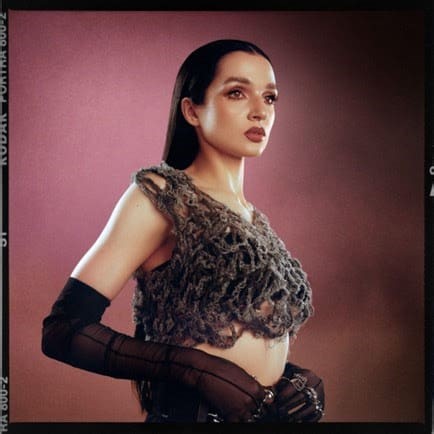 Poppy Announces New Album 'Negative Spaces' | News | Clash Magazine Music News, Reviews & Interviews