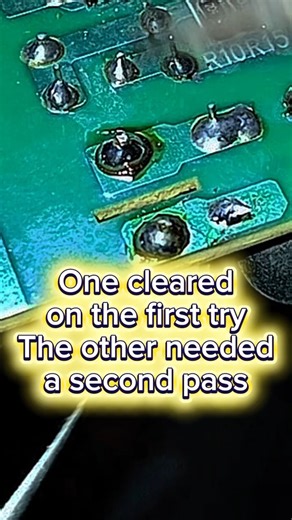 How to remove solder from PCB fast and clean without pad damage#PCBRepair #Soldering