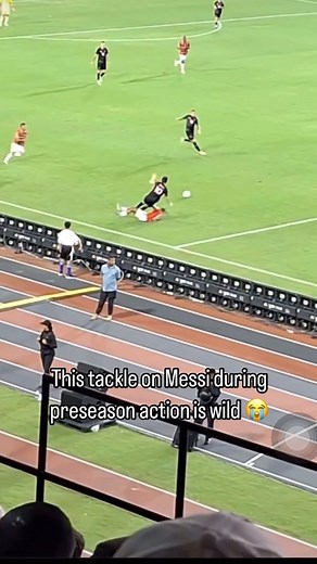 1.9M views · 214K reactions | Whole squad came to his defense  (via @diegosalazar10.7) | ESPN FC | Facebook