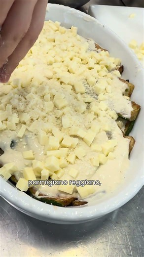 La vera parmigiana di zucchine! Ricetta definitiva! #ricette #parmigiana #zucchine