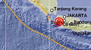 3 earthquakes strike on and around Java island within hours | Coconuts