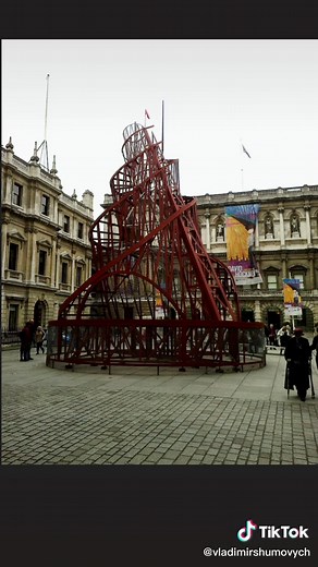 Russian Constructivism is quite a futuristic trip! #constructivism #architecture #art #russian #futuristic #construction #throwback #cool #slideshow