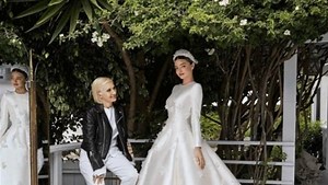 Miranda Kerr gets married in arguably the most beautiful wedding dress ever | News24