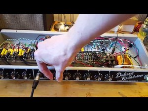 Fender Deluxe Reverb - Hoffman Amps AB763 Clone Cranked to 9