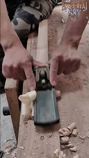 How Wood Shapers Profile Timber & How Hand Planes Create Perfect Shavings!