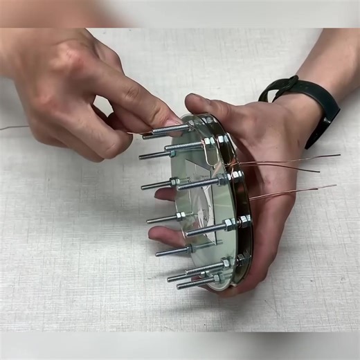 Endless FREE Energy - I Made My Own Endless Battery From CDs And Never Pay Any Bills Again | Part:2