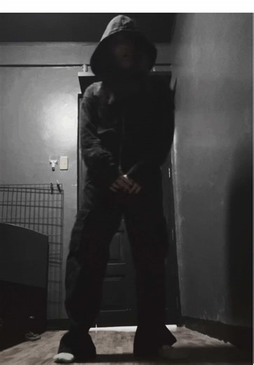 since ni-ki did the sticky challenge, dropping mine 😜 @dylansmovin #sticky #stickydancechallenge #dance #dancechallenge #dancefyp #fyp