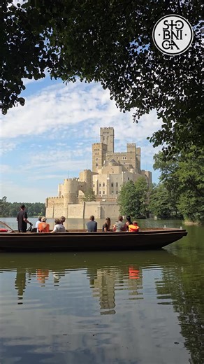 Rejs galarem przy Zamku w Stobnicy – wyjątkowe przeżycie