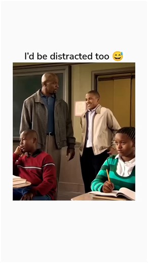 meme l movies l clips on Instagram: "🏈 The Blind Side (2009) 🏠 The Blind Side is a heartwarming and inspiring biographical sports drama film based on the true story of Michael "Big Mike" Oher. 🌟 The movie follows Michael, a homeless and traumatized teenager who is struggling to get by in Memphis, Tennessee. 😢 He is taken in by the wealthy and compassionate Leigh Anne Tuohy (played by Sandra Bullock 💖) and her family. Leigh Anne sees something in Michael that no one else does and helps him o